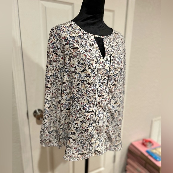 Collective Concepts Boho Paisley Print Keyhole Blouse Crochet Trim - Size Medium - Picture 4 of 5